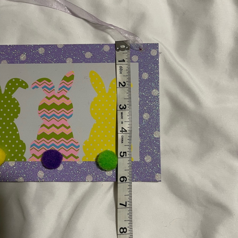 Bunny decor - Picture 3 of 3